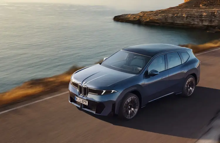 BMW iX3 Debuts With 805 Km Range and 400kW Charging: A Game-Changer in Electric SUVs