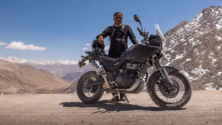 Himalayan 750 spied with alloy wheels and adjustable suspension